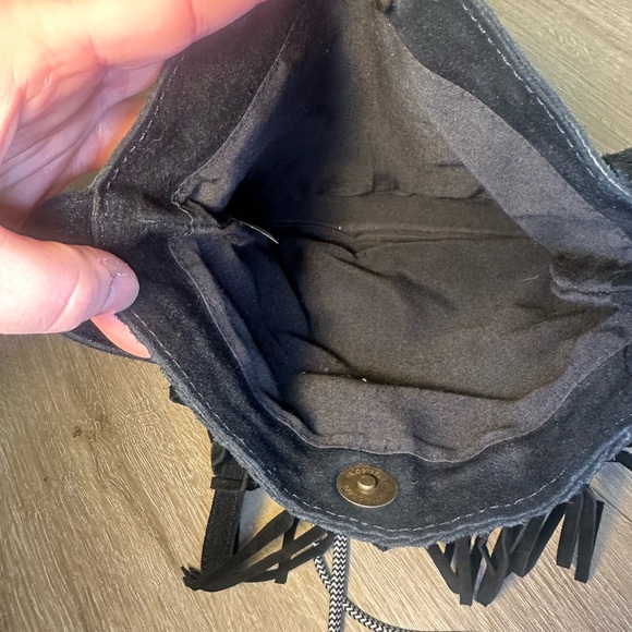 World Market Black Suede Fringe Crossbody Bag Boho Festival Western - Picture 3 of 6